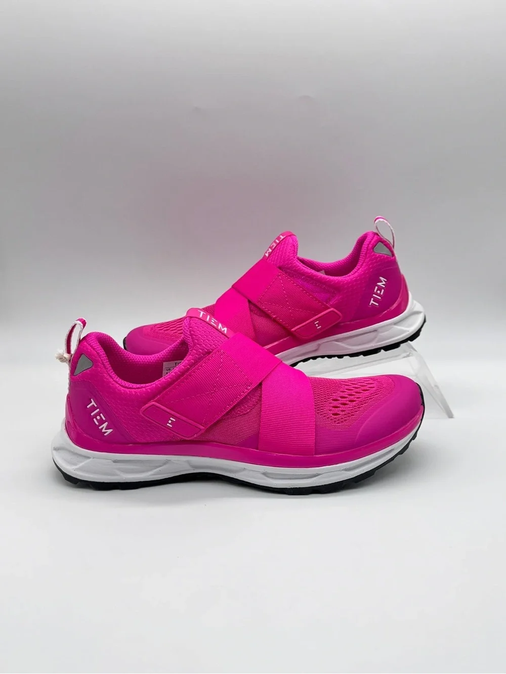 TIEM Slipstream Triple Knockout Pink Cycling Shoes Size 6.5 NIB BCRF Spin New